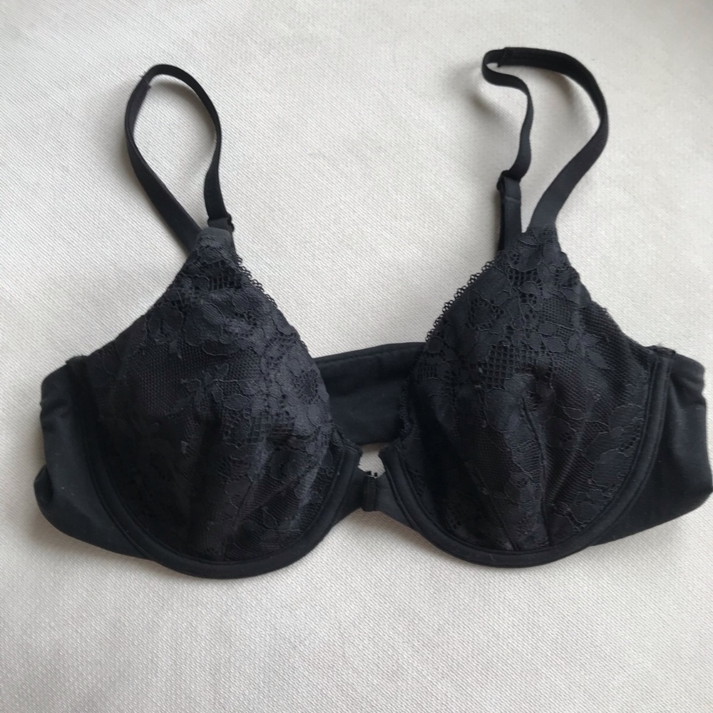 NEW BLACK VS LACY COMFORT BLACK FRONT-CLASP BRA!😍